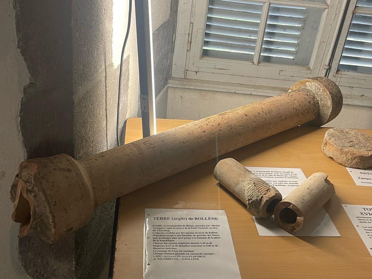 clubhistorique's tweet photo. [Journées européennes du patrimoine]
À découvrir dans La Galerie - abbaye de Mozac samedi et dimanche, 10 h - 12 h / 14 h - 19 h, exposition La poterie, terre d’histoire, par le Club historique mozacois. Entrée libre. 

#mozac #JEP2022 #abbayedemozac #poterie @PaysRlv @RLV_agglo https://t.co/lyc2bCOQ1F