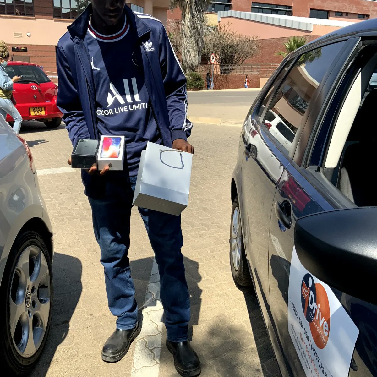 idrivedel's tweet photo. APPLEMAX STORE X IDRIVEDELIVERIES

Order on Applemax online Store or reach them out on all social media platforms.
Worryless!we will deliver to your doorstep.🚀🤝😉

For your day to day deliveries contact:

📞:(+267)73 685 228/(+267)72 584 066
📩:ola@idrivecorporate.com https://t.co/X2m9Ycrd4c