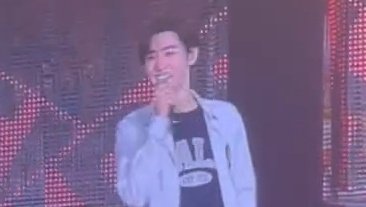 sunsungallery's tweet photo. sunghoon asked sunoo to do an aegyo and look at him smiling 🥲 https://t.co/mJbKY9YvSe