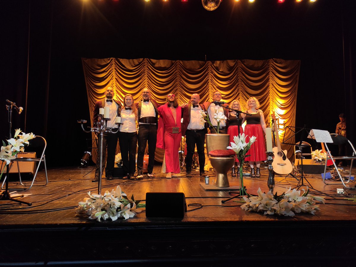 ciderdrinker74's tweet photo. Great night seeing @elvanatribute @TyneOperaHouse for their unplugged show. They never disappoint! https://t.co/0nea0zFD85