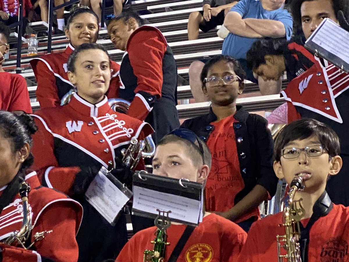 WHS Middle School Band Night! Great to see so many current and former students. <a href="/WHSNJBand/">Woodbridge HS Band</a> @FordsMiddleWTSD