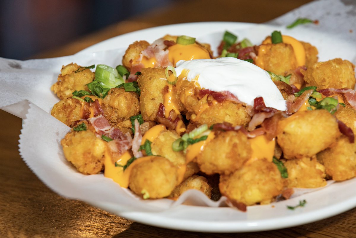 cavsrittenhouse's tweet photo. Say hello to our loaded tater tots 🔥 Pair with our college game day special of $18 Bud Light buckets &amp; $24 White Claw buckets 🏈 https://t.co/WLL3HmKE2C