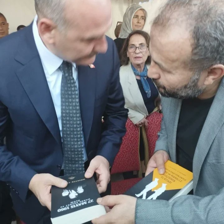 ykilicer's tweet photo. #AdnanMenderes ve Arkadaşlarının #yassiada da yargılanarak katledilmelerini anmak için #içisleribakanı #SüleymanSoylu ile birlikte #anıtmezar da birlikte idik.Törene #AdnanMenderes in Gelini Ümran Menderes Hanımefendiler de katıldılar. @salihkuyan @m_kafadar @demokratlar2023 https://t.co/dKdcJBOOSf