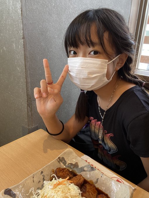 Twitterのコスプレ画像2