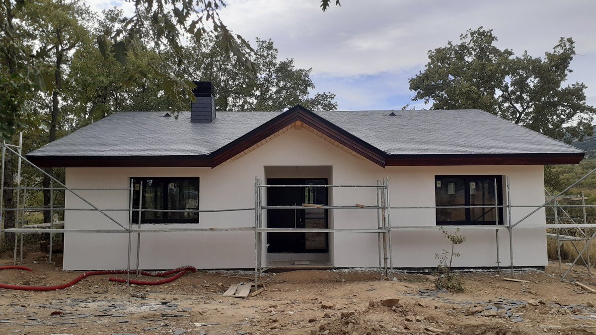 huella_zero's tweet photo. Elevado ahorro en la factura de climatización.
Ambiente interior saludable.
Elevado confort interior.
Incremento del valor futuro.
Mejor conservación del edificio.
Beneficios hipotecarios.
Menor emision de CO2.
Uso de recursos naturales.
Incremento de la masa forestal.
#natural https://t.co/cAs6qoCh9w