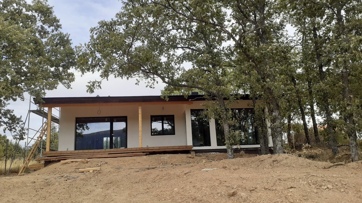 huella_zero's tweet photo. Elevado ahorro en la factura de climatización.
Ambiente interior saludable.
Elevado confort interior.
Incremento del valor futuro.
Mejor conservación del edificio.
Beneficios hipotecarios.
Menor emision de CO2.
Uso de recursos naturales.
Incremento de la masa forestal.
#natural https://t.co/cAs6qoCh9w