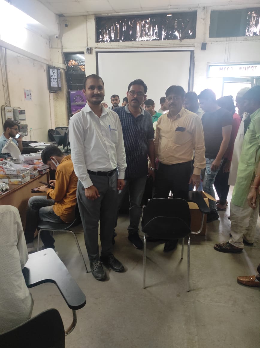 This Driver's Day, health and eye Checkup Camp conducted in DGFC yard in Dharuhera. Driver kit handed over to drivers. <a href="/IndianOilcl/">Indian Oil Corp Ltd</a> <a href="/IOCRetail/">IndianOil PetrolPump</a> <a href="/VigyanKumar/">Vigyan Kumar</a> <a href="/ChairmanIOCL/">ChairmanIOC</a> <a href="/DirMktg_iocl/">Director (Marketing), IndianOil</a> @ramani_ashok <a href="/AkhauriEd/">Amitabh Akhauri, ED(Retail Sales - S&W), IndianOil</a>