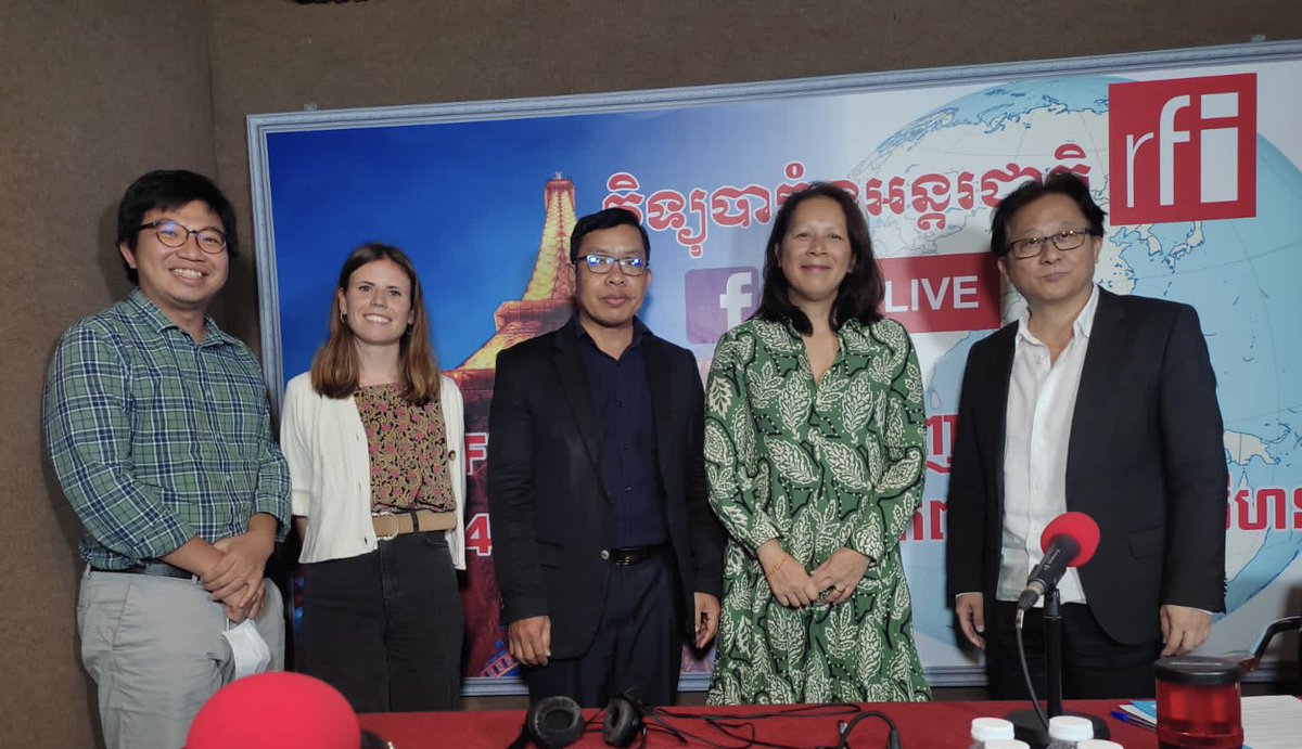 SBoucher_AFD_C's tweet photo. https://t.co/qwojBZryNB Un grand merci à RFI Khmer pour leur invitation. C’était un plaisir de présenter les activités de l’@AFD_France présente depuis presque 30 ans au #Cambodge aux côtés de ses partenaires pour une croissance durable et inclusive #SDGs #innovation https://t.co/UogNYFoZy4