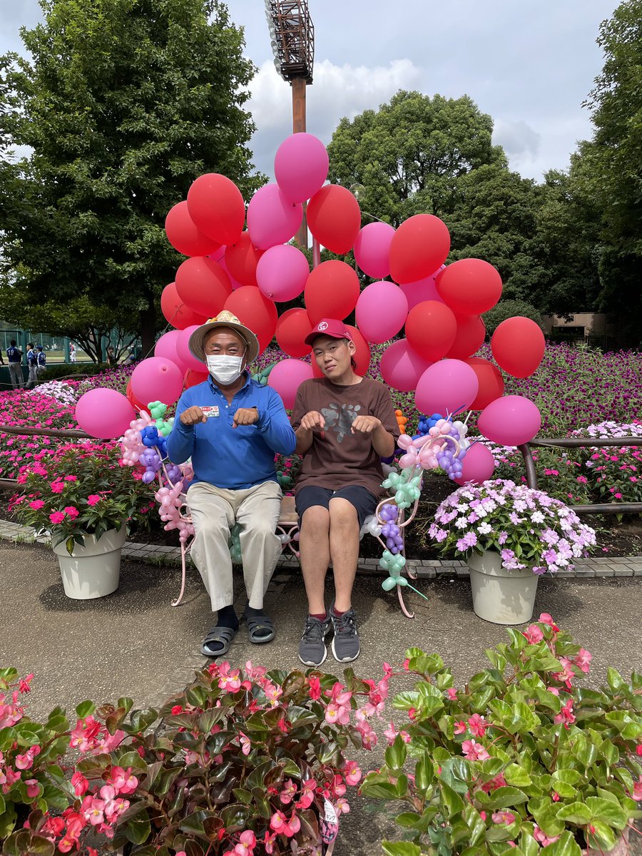 yagi_encho's tweet photo. 【入船公園】
今日はドッグフェスタがあったよ
フォトスポットでは
たくさんのワンちゃんが
写真を撮ったよ！

#イベントも盛りだくさんな公園
#ドッグフェスタ
#フォトスポット https://t.co/50IK3uXU3r