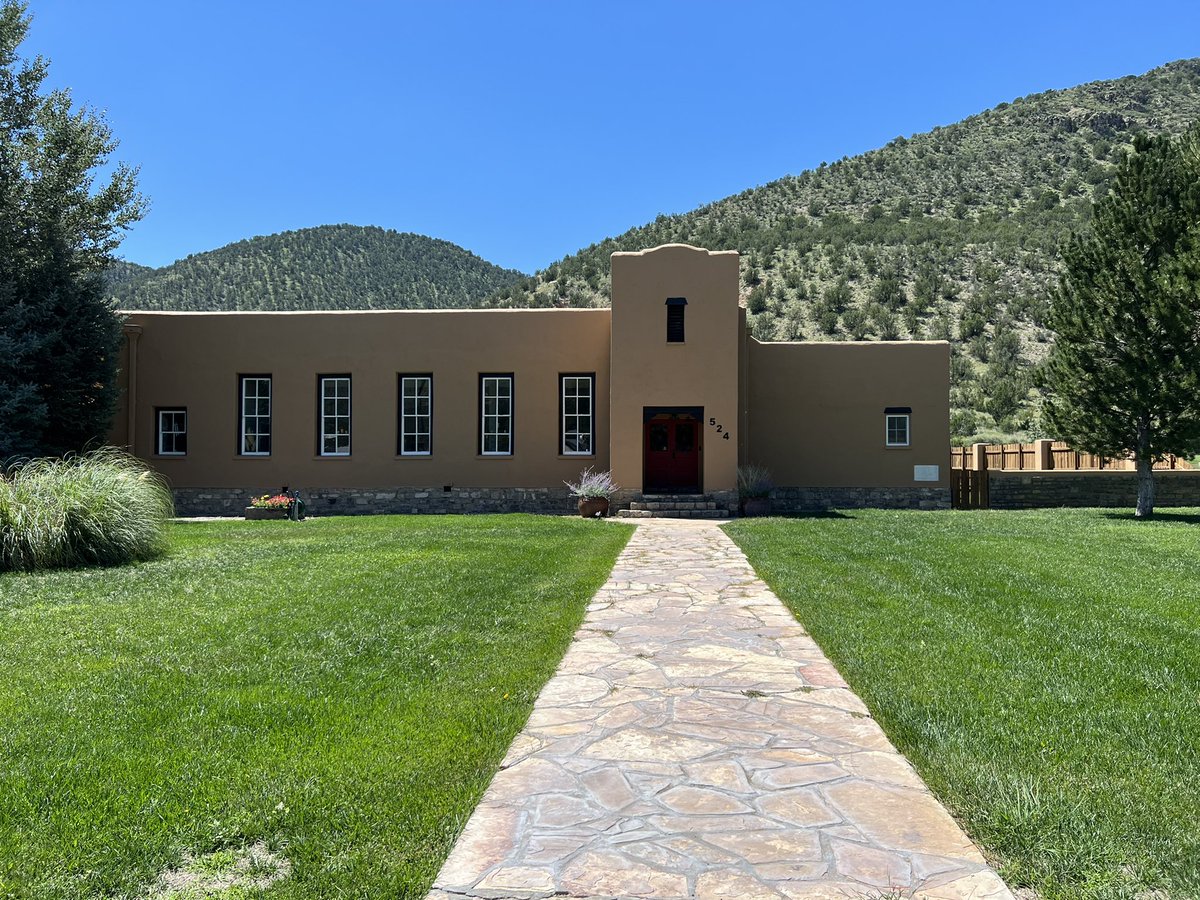 AlBocian's tweet photo. Here are some recent #Photos of mine from @NewMexico & @ArizonaTourism
#Octillo & #Mountains
#Historic #Adobe #School
#Stairs at #FortStanton #GolfCourse
#Flowers & #Rock formations at #Lake Watson
#Art #photography #History #Travel #Adventure https://t.co/AaHv9SPZUd