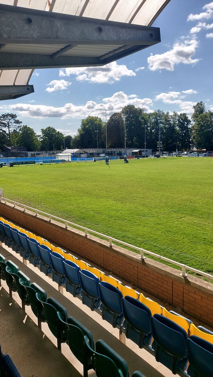 HenleyHawks's tweet photo. GAME DAY! The Hawks welcome @GuernseyRFC to Dry Leas this afternoon, kick-off is 2pm. It's a beautiful day so please come down and support the lads if you can. A big thanks to @CurveWorkplaces for sponsoring today's game. #GTH #HAO ♥️🏉💪 https://t.co/OquvcJXwN2