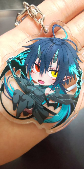 ねえ!!!!アクキー届いたんだけどめっちゃ可愛い!!!!!くそ満足!!!!! 