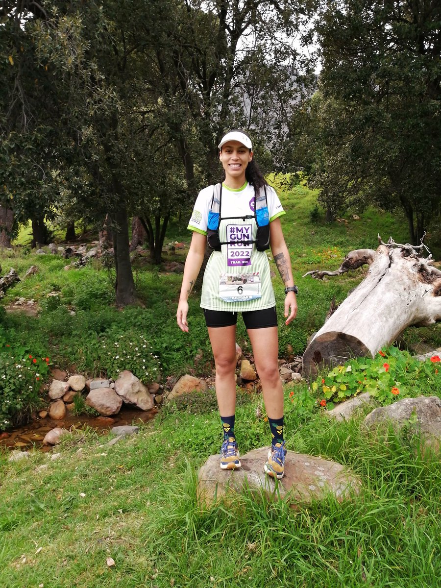 _CrystalAugust's tweet image. ** I am not the lay in and cuddle type 😂 The mountains were calling! ⛰️ ** #ChicksWhoTrail #Trailrunners #GunRun #RunningWithTumiSole