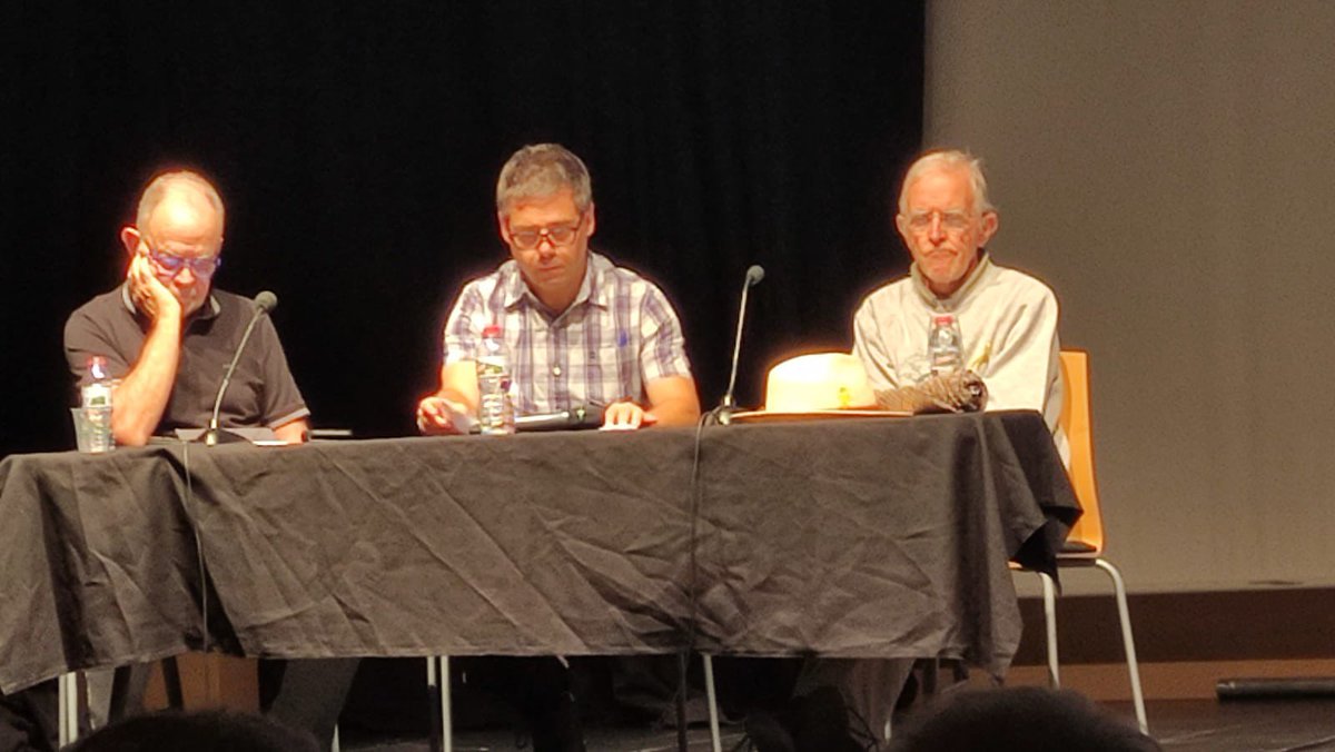 L’administració hauria de facilitar en l’actual emergència climàtica la burocratització del processos administratius  que avui els atura en excés segons <a href="/peppuigiboix/">pep puig i boix</a> a la jornada de #TER a la selva  <a href="/CMESenergia/">CMES</a> <a href="/Micropobles/">Micropobles</a> <a href="/simbiosy/">Símbiosy</a>