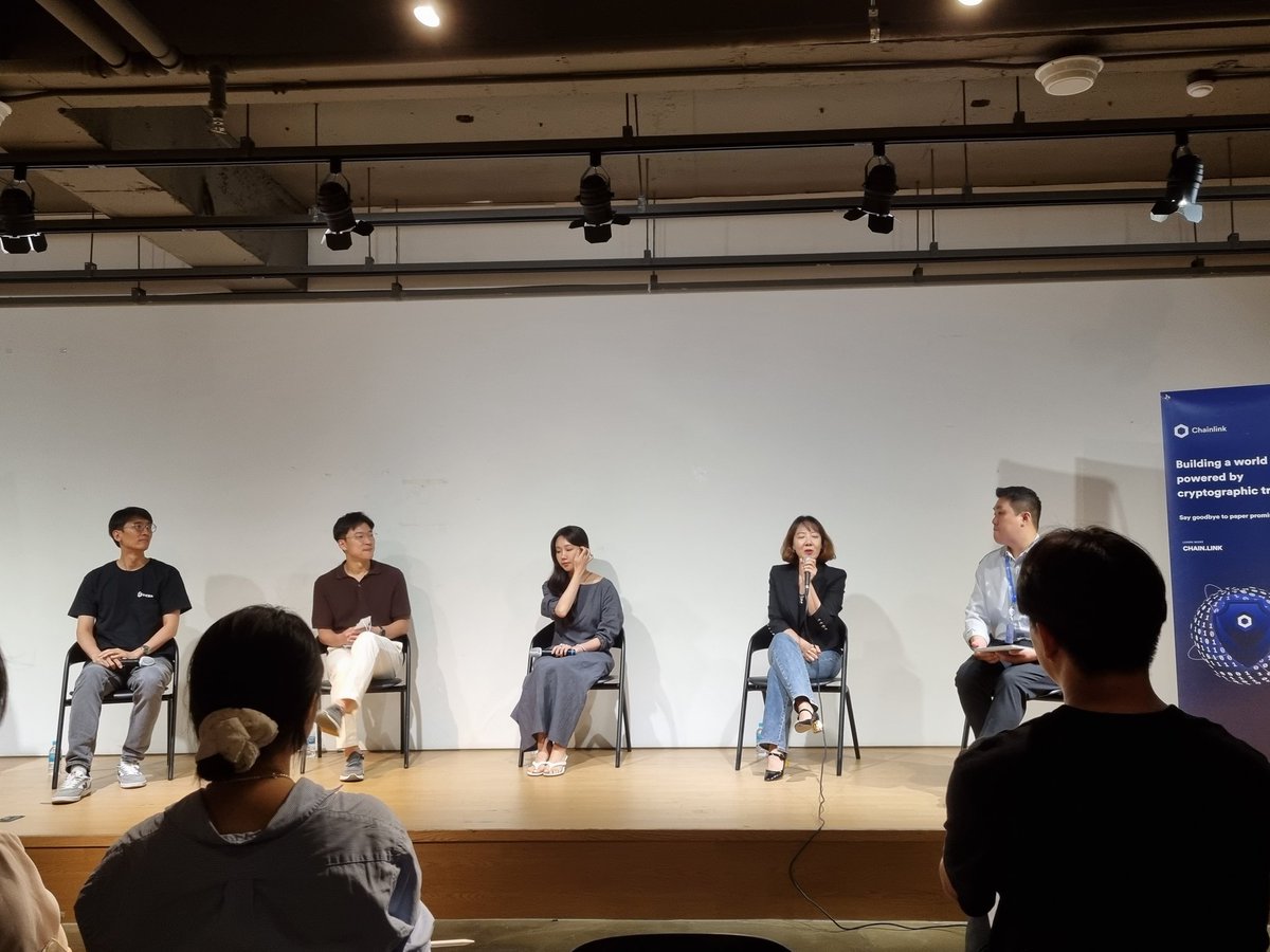 gohameye's tweet photo. 체인링크 프라이빗 밋업~! https://t.co/dwa7fkxn9A