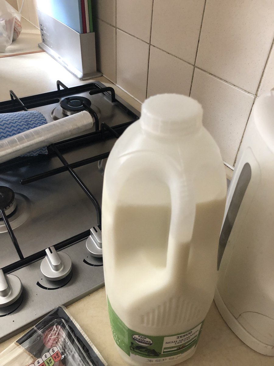 neilsta84's tweet photo. What’s all this about #milk #clearlids https://t.co/vC2eYPaR9L