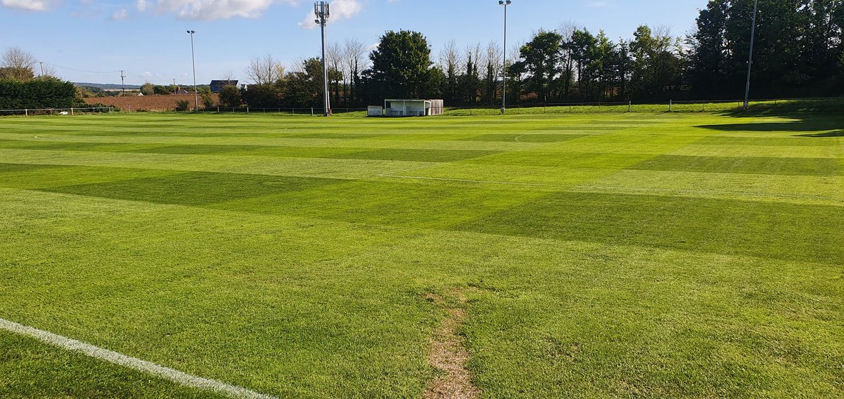 dthurman32's tweet photo. Today's offering of lower league pitch porn 😀 reserves are at home to East Cowes Sports 2pm ko https://t.co/zf3fYV2ymH
