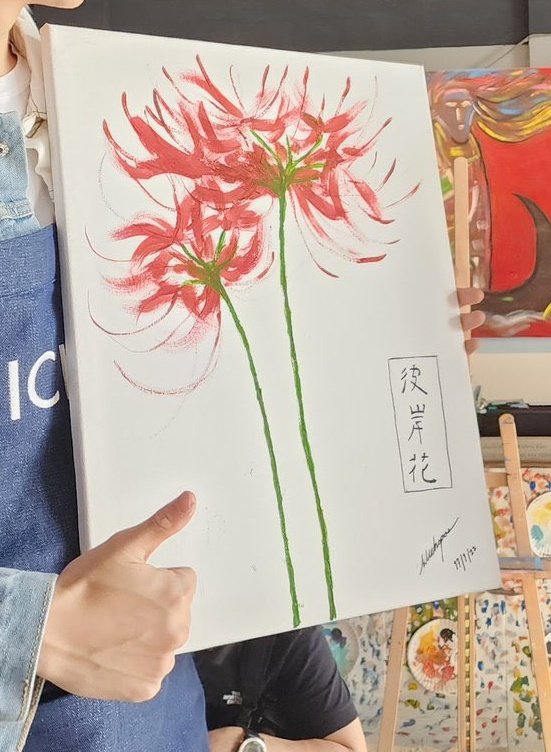FeiFeiXYu's tweet photo. In China, the flower language of the other side of the flower is the call of hell, endless love, which reminds me of vegas！
#BibleBuildFirstDatexVichyM89
#BuildJakapan #Beyourluve
#Bsumone #BibleWichapas  
#ไบเบิ้ลบิว #BibleBuild https://t.co/WfjejnzJx3