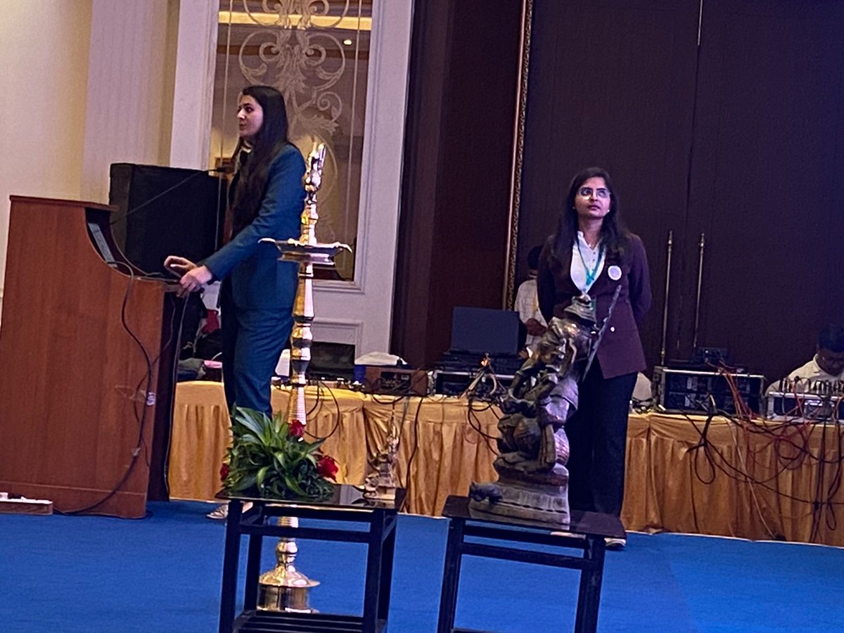 DrDiveshArora's tweet photo. #GISACON22
@RavinaVinchhi @DrHiralVirani ,RA fellows at Sterling Hospital Rajkot under mentorship of Hetal Vadera presented RA strategies for breast surgery.Informative talk well appreciated by the audience..They were the youngest speakers at the conference @AoraIndia @ISANHQ https://t.co/uyEy3TbxYK
