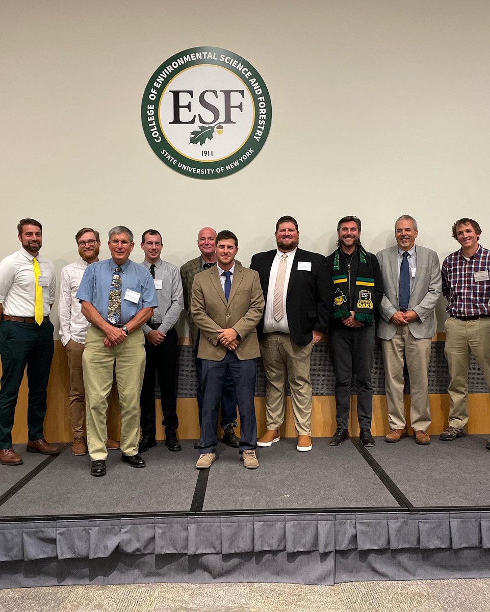 sunyesf's tweet photo. .@esfathletics honored some true greats last night 🌲 Among them was Ryan Henry, '11 the student who was a driving force behind the creation of @ESFOakie and the Mighty Oaks Athletics brand. Congrats to all the honorees: https://t.co/48iQsR6w8K @sunyesfalumni https://t.co/NNlq7hTIG3