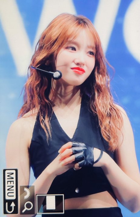 franchuula's tweet photo. aphrodite is crying and shaking and rolling in her grave rn https://t.co/gc5C5tnyys
