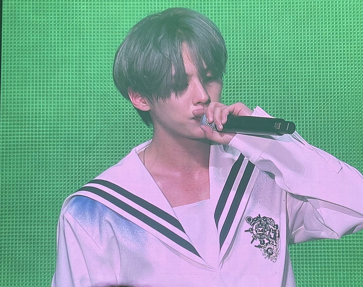 리기🐰 slow tweet media