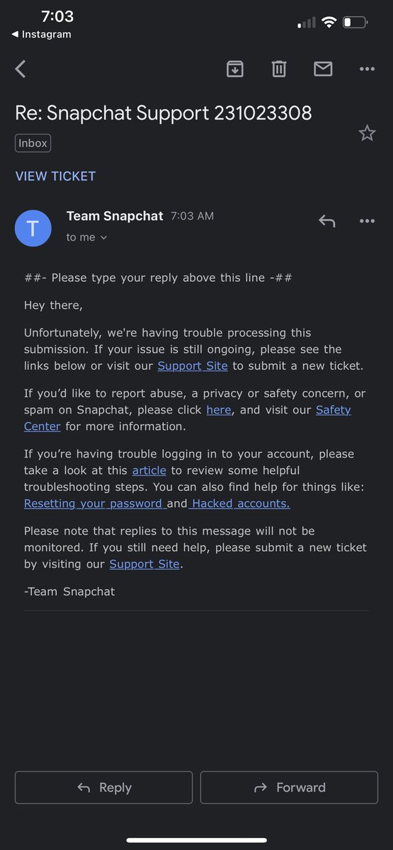 MelloGeechie's tweet photo. @snapchatsupport This is what I keep getting been going on for a while now https://t.co/5NHsTaopnK