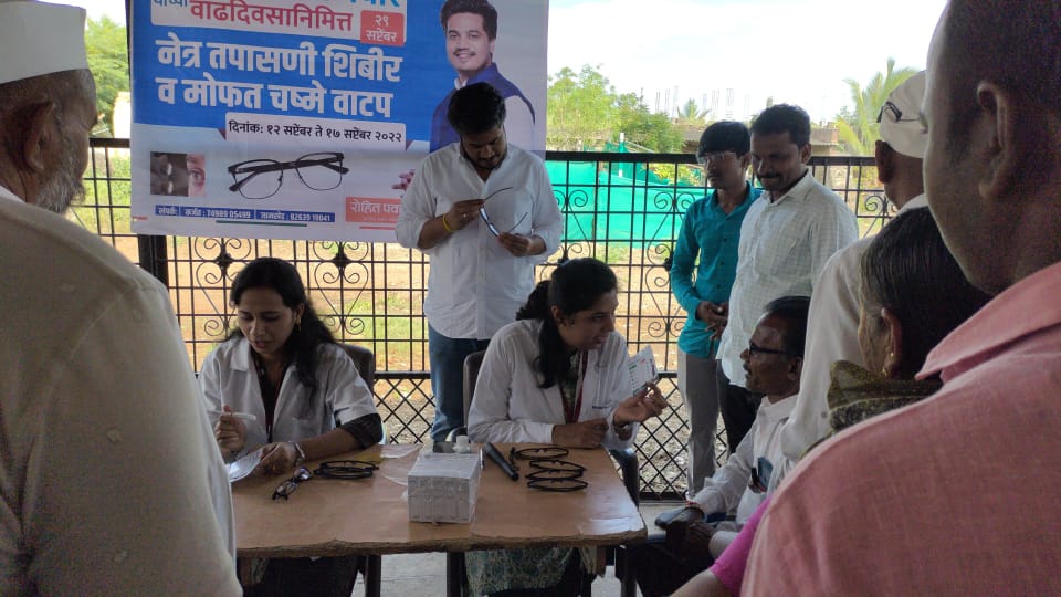 RRPSpeaks's tweet photo. डॉ. डी. वाय. पाटील मेडिकल कॉलेज, पुणे व्हिजन कॅटॅलिस्ट फंड, जतन फाऊंडेशन, रिस्टोरिंग व्हिजन, एस्सीलोर आणि बारामती ॲग्रो या संस्थांचं मोलाचं सहकार्य या शिबिरासाठी मिळत आहे. https://t.co/QocEw7TWnR
