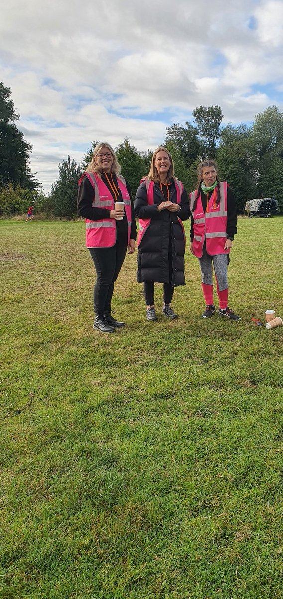 MDRunningClub's tweet image. Huge thanks to my crowd of happy Tango @parkrunUK fans, who allowed us to fill the @alderford_lake volunteer roster this morning in a lovely MDRC takeover. All went like clockwork and lots of happy faces!