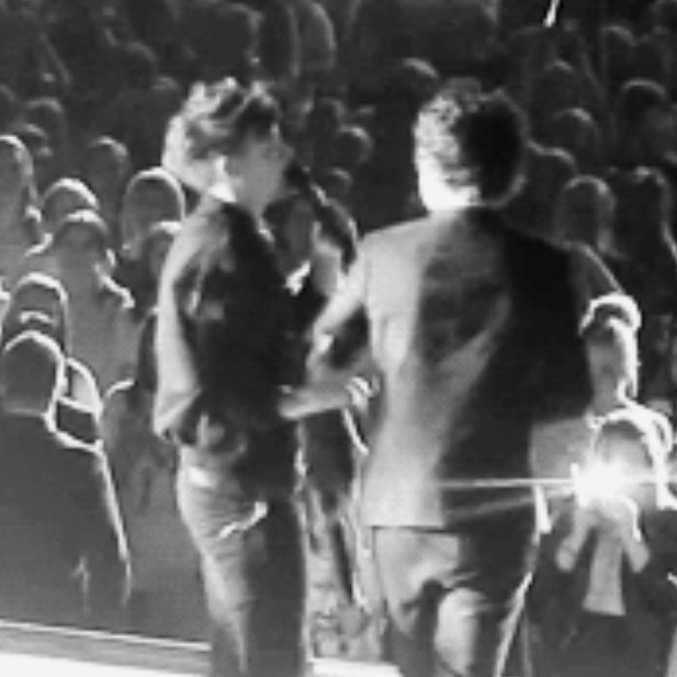 quw28's tweet photo. UNSEEN https://t.co/Mgs0RQlEvm