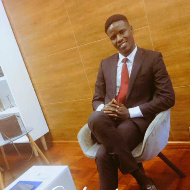 katsee_jonathan's tweet photo. #NewProfilePic https://t.co/zuzDvasJ6M