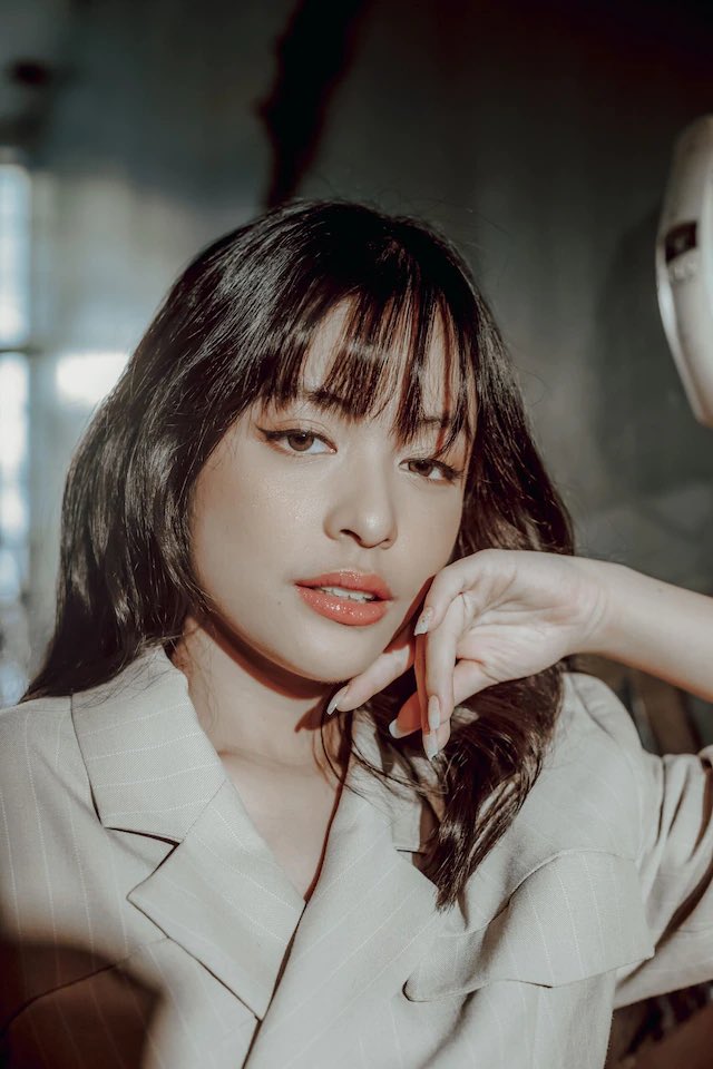 Magandang gabi galing sa ating magandang dilag.

KODREA OnChosen1SOAPoPIEra