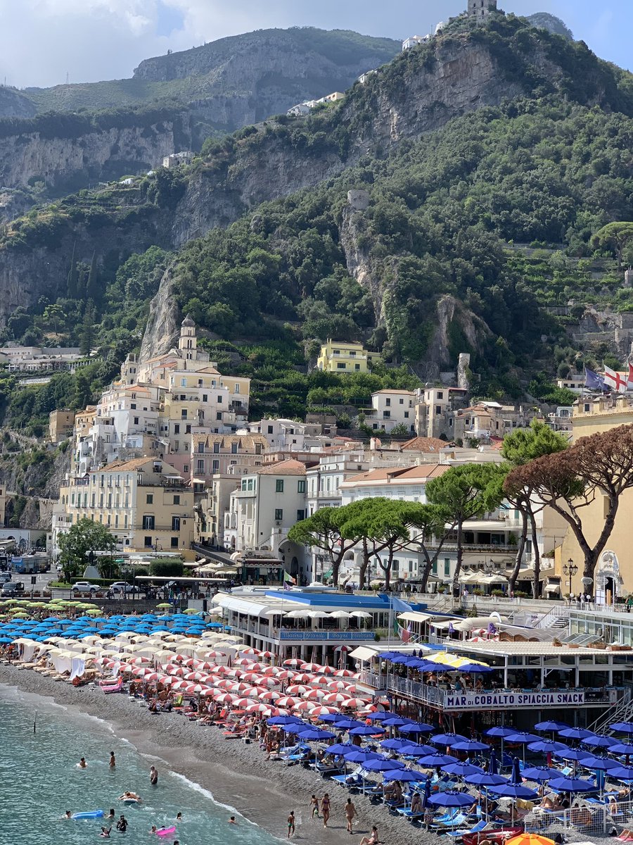 BarwariJasim's tweet photo. Through back to Amalfi https://t.co/RE5G7WwwlU