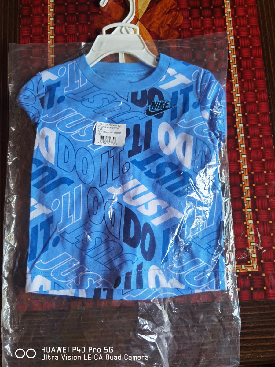 khosielihle's tweet photo. @superbalist can you kindly please tell me why would you give me something I never ordered let alone the size is wrong. The item I ordered is still in stock with 1 item left. I can't even exchange it because item is no longer available. I want what I ordered https://t.co/0kmR0wTdle