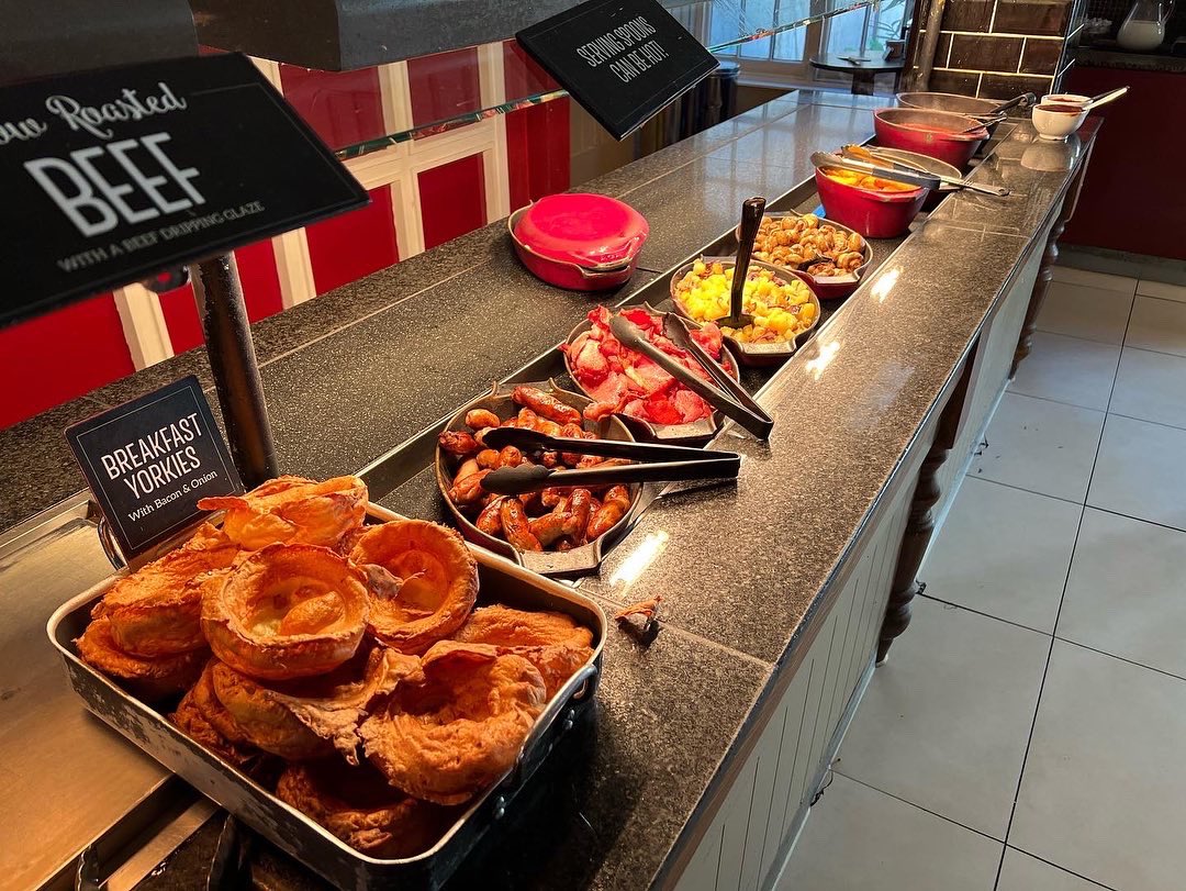 WellingChurch's tweet photo. What an incredible time of fellowship &amp; food at our men’s breakfast at Toby Carvery this morning! Thank you to everyone who came out &amp; to Emmanuel for bringing the Word to us! https://t.co/wPXqiklQPJ