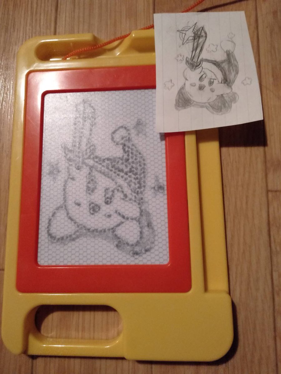 yuusei_san's tweet photo. 家に置いてあった磁石に反応する絵が描けるやつ(?)
なんか手抜き感凄いけどこれでも頑張った方なんだけどな 

 #カービィ  #らくがき https://t.co/68M2CLWqkz