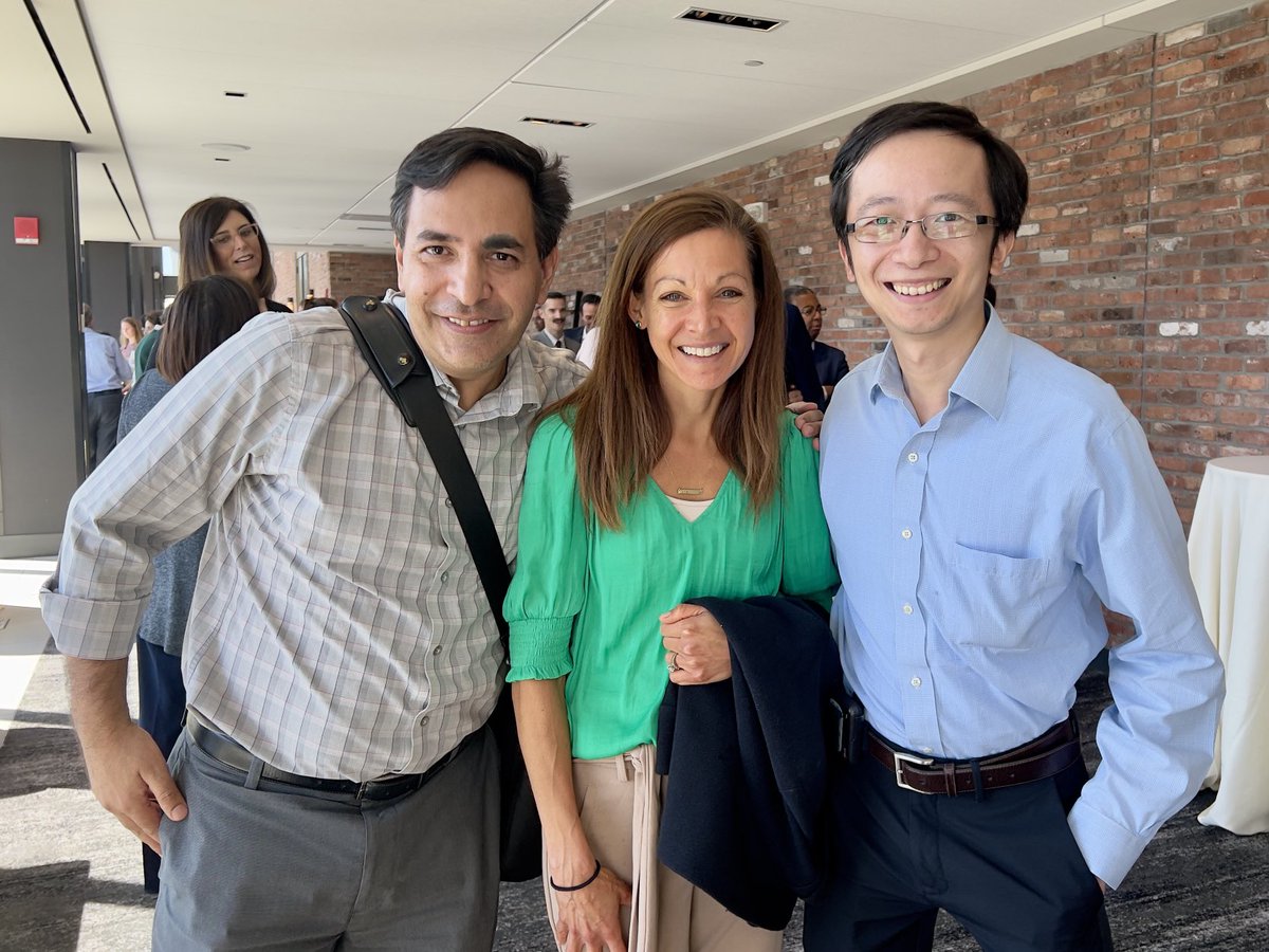 With two of my favorite NK cell collaborators, friends and mentees at Farber, Dr Rebecca Porter (⁦@rlporter18⁩ ) leading our NK cell efforts in ovarian cancer and Dr Vincent Xu (⁦@VincentWenxinXu⁩ ) leading NK cell efforts in Kidney/Bladder cancer. ⁦@DanaFarber⁩