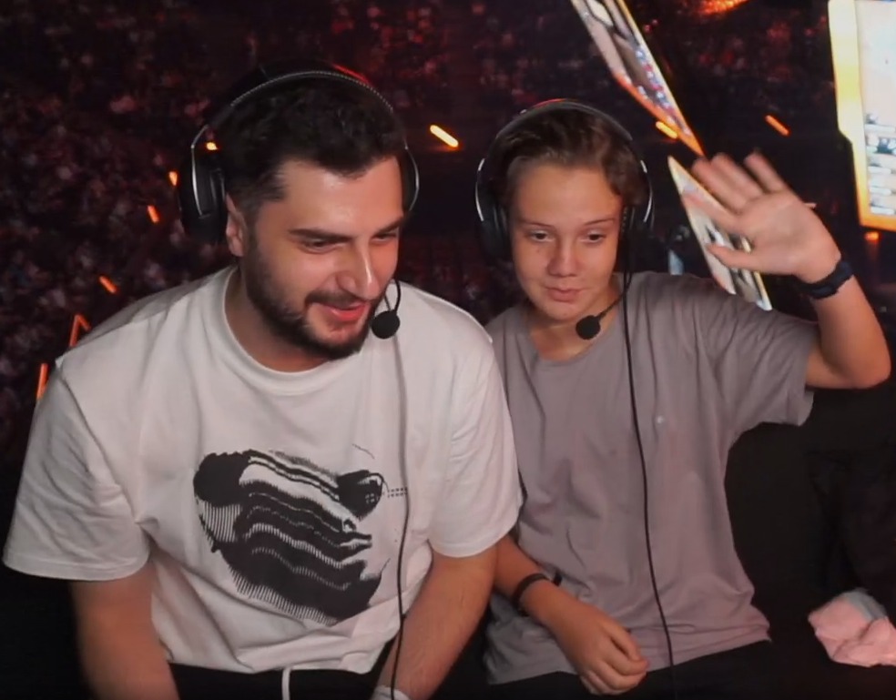 kilicarslanxd's tweet photo. Reading chat with my best duo @Mixwell https://t.co/e3KLuEN405