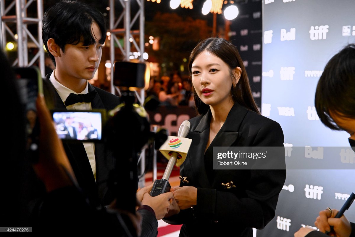 SsomSkyForever's tweet photo. International Actress and Actors of South Korea
SO PROUD OF YOU GUYS #JungSoMin #SeoInGuk #JangDongYoon https://t.co/sjEtd0OC9V