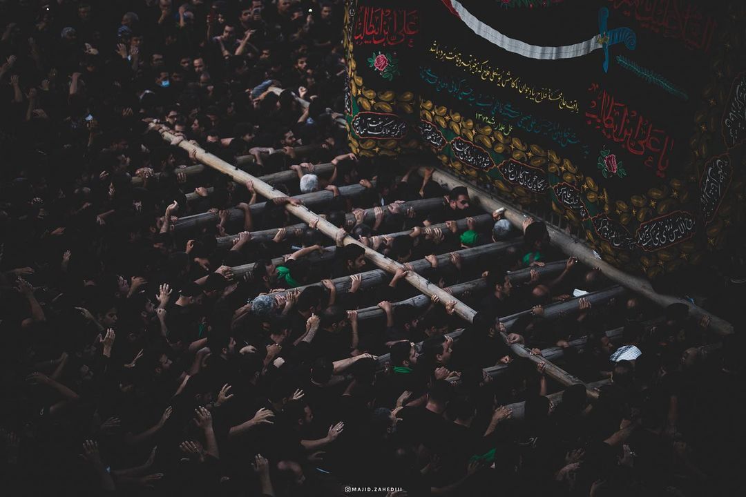 مراسم العزاء الحسيني- تفت في محافظة يزد
Mourning of Muharram

تصوير: مجيد زاهدي
#لبيك_ياحسين #عاشوراء #تفت #یزد #yazd #iran #shia