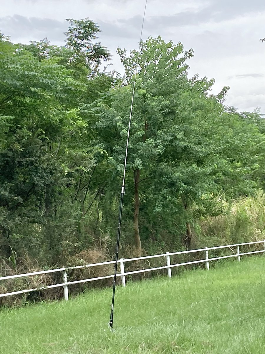 KS4619's tweet photo. #IC705
#10w
#BuddistickAntenna
#JPC12

大阪府高槻市淀川河川公園移動

8J9SK/9  富山県射水市5.9/5.5 https://t.co/E2imGErMu6