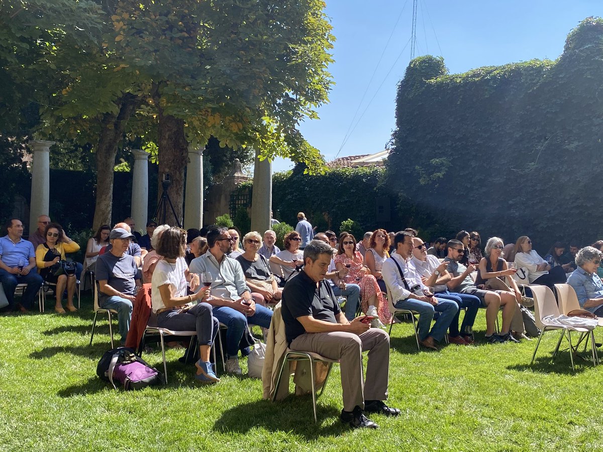 Fiesta musical y gatuna en el Torreón de Lozoya con <a href="/PedroZuazua/">Pedro Zuazua</a> y <a href="/pmorooficial/">Pablo Moro</a> <a href="/Duomo_ed/">Duomo ediciones</a>