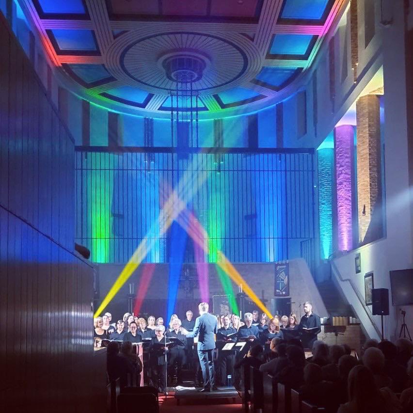 stnickskingsway's tweet photo. We all enjoyed a fabulous concert last night performed by @tgmvoices to celebrate their delayed 10th Anniversary. It was fantastic to hear the choir &amp; to watch the light display created by @newimagelight well done @olliemillsmusic our MD  @DioManchester @churchofengland https://t.co/OHAxeDXz2c