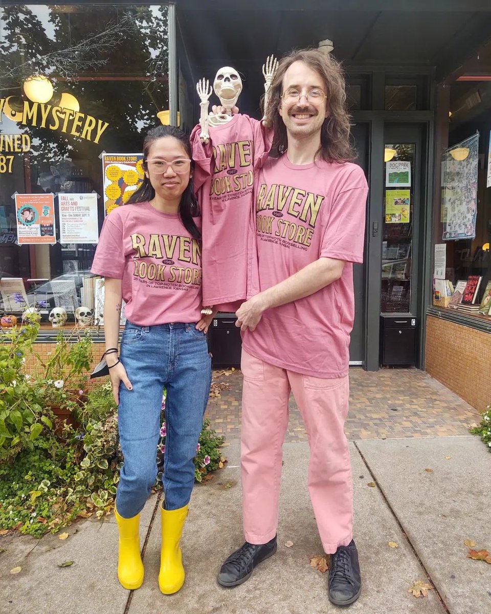 Raven Book Store tweet media