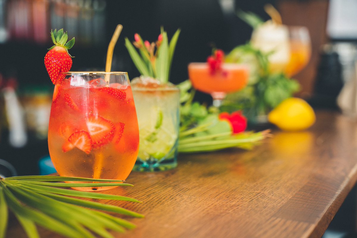 BreakPARIS_'s tweet photo. TERRASSE - LOUNGE - BAR
📍 6 quai jean compagnon, 94200 Ivry-sur-Seine

#MatuvuParis #Terrasse #Bar #Paris #QuaisDeSeine #Drink #Cocktails #Food #Musique #Dance #Party #Fete #Soiree #ParisByNight #Club #SoireeParisienne #NightClub #NightLife #Summer2022 #Ete2022 #ParisianStyle https://t.co/EMmVcp6Wwf