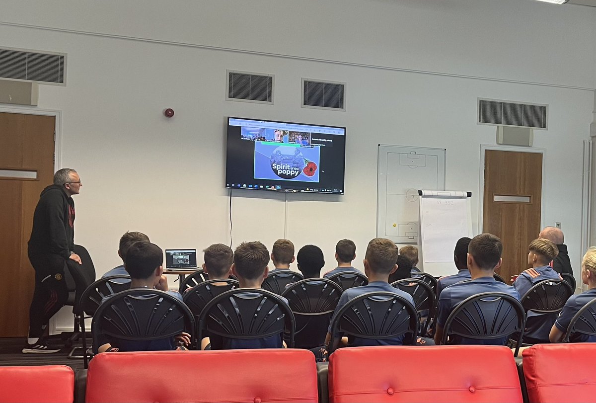 Enrichment day at the Academy…

A beautifully chaotic morning of learning for the U12s-14s. 

Well done to our amazing staff.

Workshops on Christmas Truce, The Holocaust, Munich &amp; CORE (and some footy). 

#MUAcademy #mufc