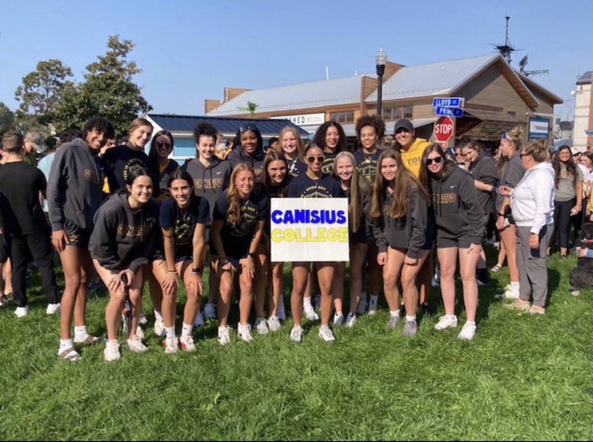 GriffsWBB's tweet image. This morning, we joined fellow Griffs &amp;amp; countless others to raise awareness for suicide prevention. The Out of Darkness Walk is such a powerful &amp;amp; positive event. 

#YouMatter