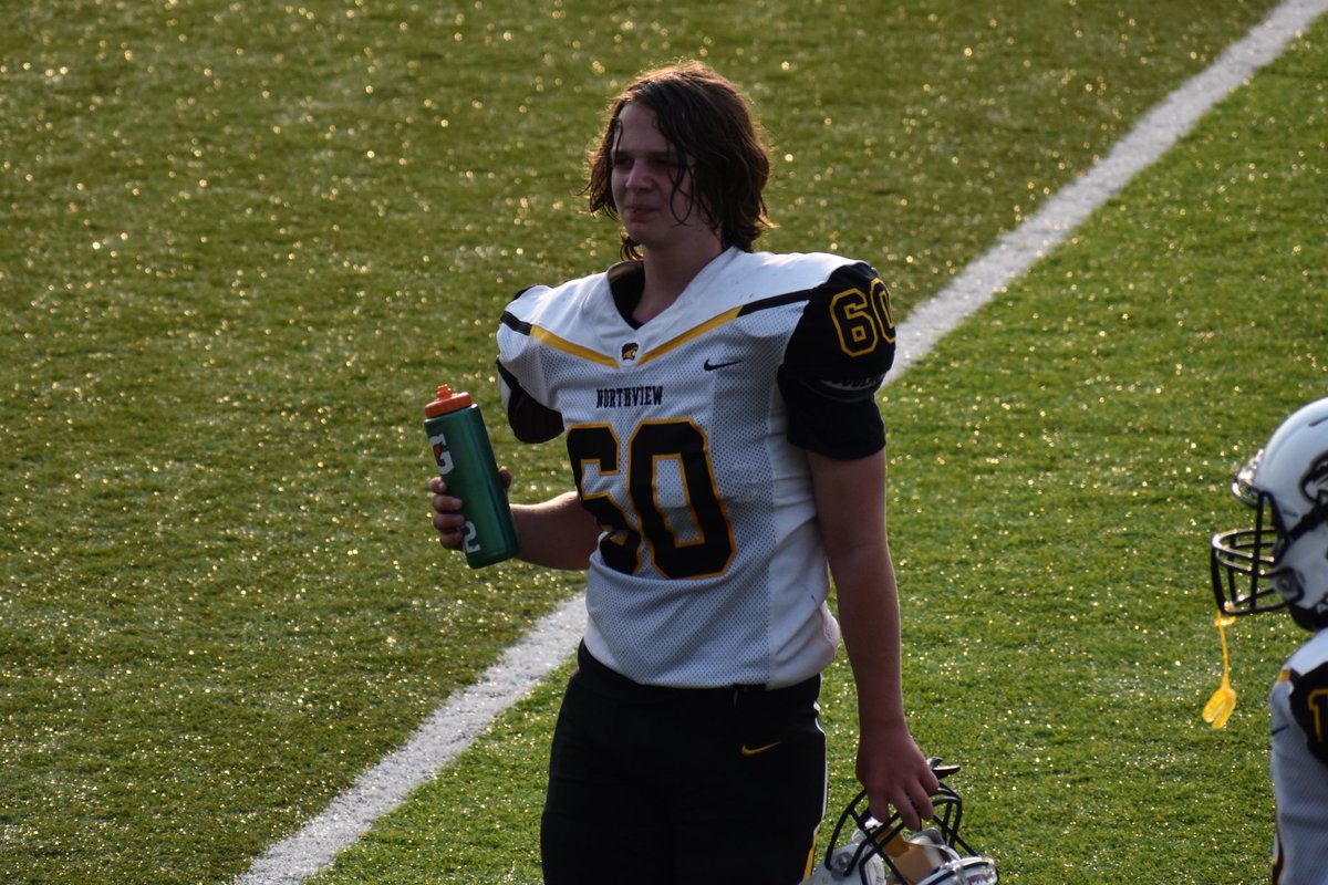Ephelantlover's tweet photo. Nothing and no one prepared me for my baby: 
1. to be a freshman. 
2. playing football for the first time ever. 
3. having better hair than me.   

Yet, here we are.
#boymom #football #imnotreadyforthis https://t.co/ephbOc4TsH