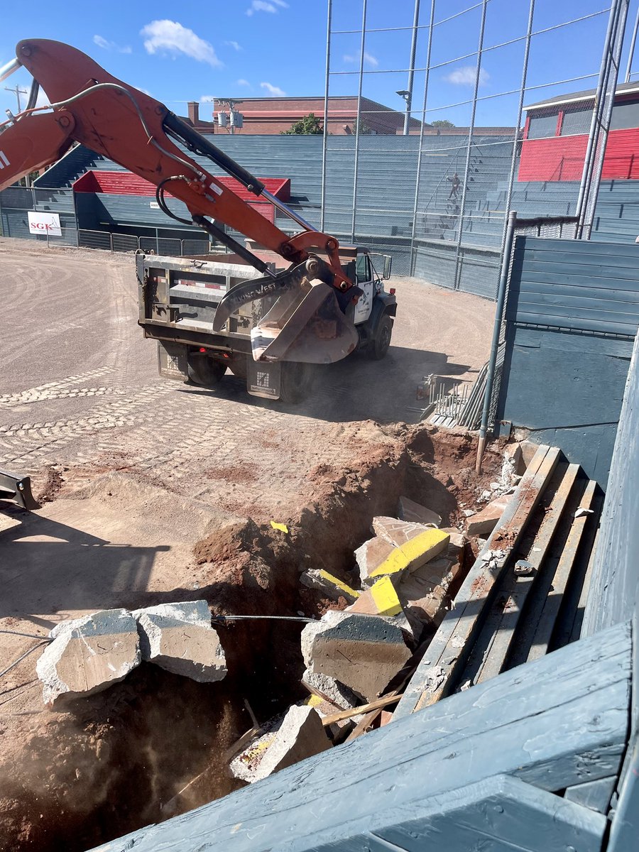 ⚠️ Attention members: Legends Field is closed for the season. 

Capital Investment projects have begun. Dugouts are being replaced! 

#ChevysBall | #SummersideBaseball