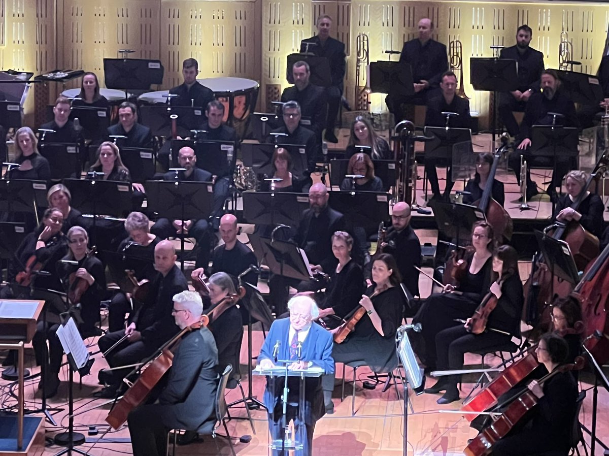 AkhileshIFS's tweet photo. Always inspiring see, to listen to great scholar &amp; poet, #PhilosopherPresident Dr Higgins🙏 
Privileged to witness a very touching, special cultural event to reflect on the #Centenary of the #Irish #CivilWar, addressed by Hon @PresidentIRL Hon @MichealMartinTD Hon @LeoVaradkar https://t.co/EAOvG0gwwV